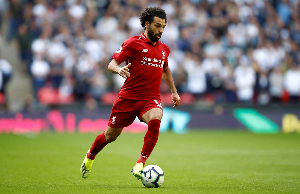 Watch: Mo Salah Makes a Father & Child Cry - Cairo Gossip